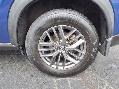 Used 2021 Nissan Rogue S image 20