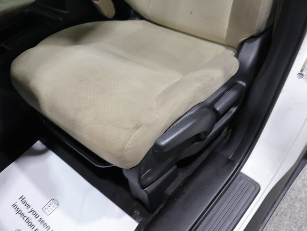 Used 2016 Honda CR-V LX image 10