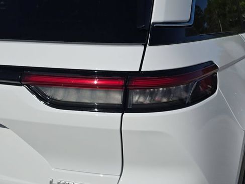 New 2026 Jeep Grand Cherokee Laredo X AWD/4WD image 8