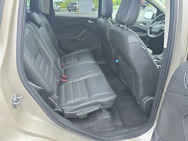 Used 2018 Ford Escape SEL w/ Ford Safe & Smart Package AWD/4WD image 12