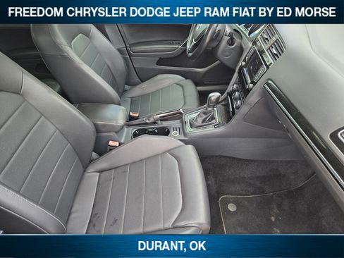 Used 2015 Volkswagen Golf SEL FWD image 9
