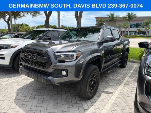 Used 2022 Toyota Tacoma SR5 RWD image 1