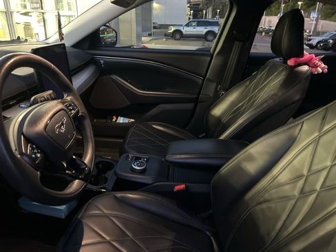 Used 2021 Ford Mustang Mach-E Select w/ Comfort/Appearance Package image 3