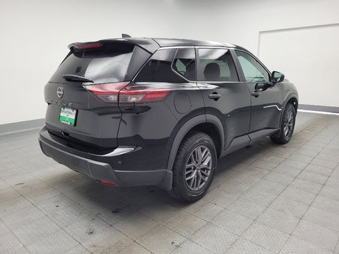 Used 2024 Nissan Rogue S FWD image 9