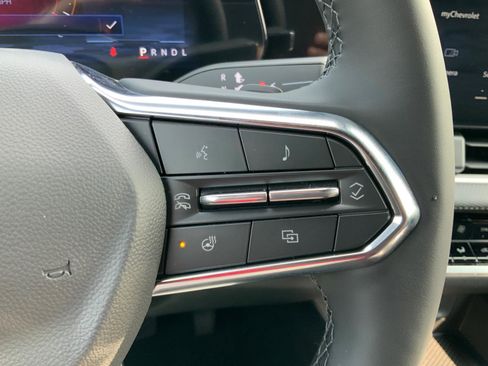 New 2026 Chevrolet Equinox LT w/ Convenience Package II image 19