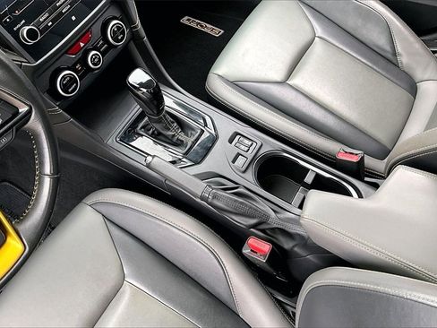 Used 2021 Subaru Crosstrek 2.5i Sport w/ Moonroof Package image 15