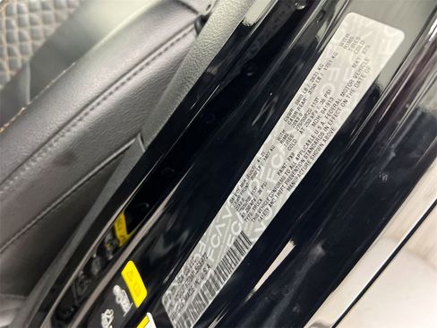 Used 2021 Jeep Gladiator Overland image 28