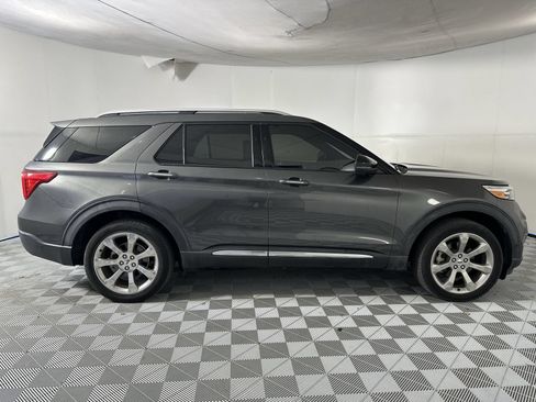 Used 2020 Ford Explorer Platinum w/ Premium Technology Package AWD/4WD image 9