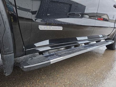 Used 2023 GMC Sierra 1500 Elevation image 5