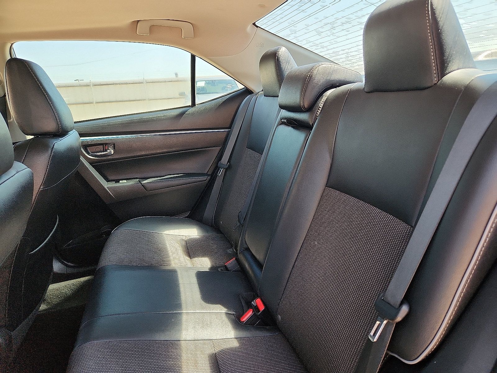Used 2015 Toyota Corolla S w/ Driver Convenience Package FWD image 10