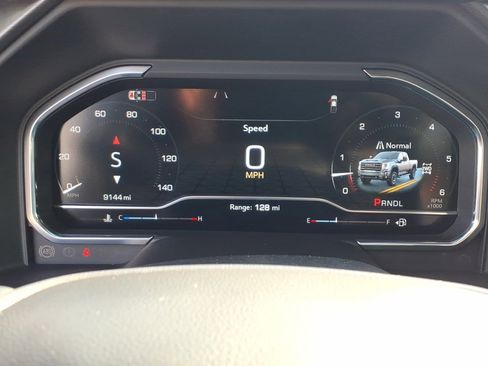 Certified 2025 GMC Sierra 2500 AT4X image 19