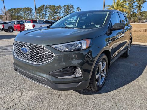Certified 2024 Ford Edge SEL w/ Convenience Package image 9