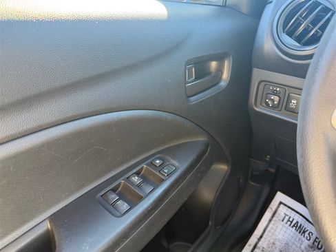 Used 2017 Mitsubishi Mirage ES image 18