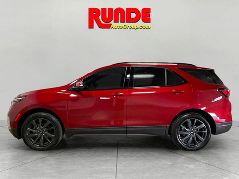 Used 2023 Chevrolet Equinox RS w/ RS Leather Package image 2