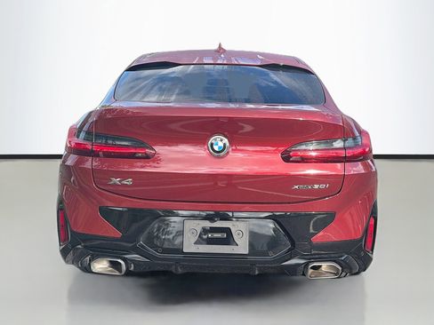 Certified 2025 BMW X4 xDrive30i w/ Premium Package image 5