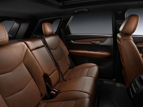 New 2025 Cadillac XT5 Premium Luxury w/ Technology Package image 34