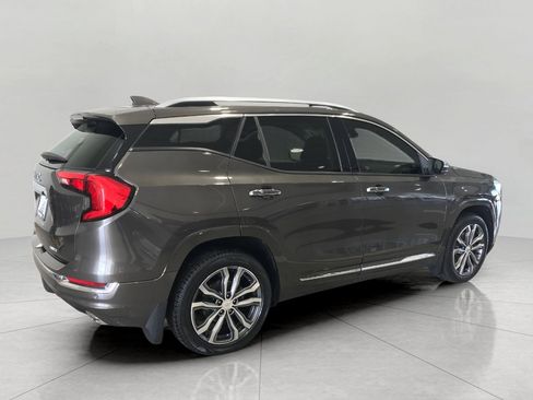 Used 2019 GMC Terrain Denali w/ GMC Pro Grade Package AWD/4WD image 22