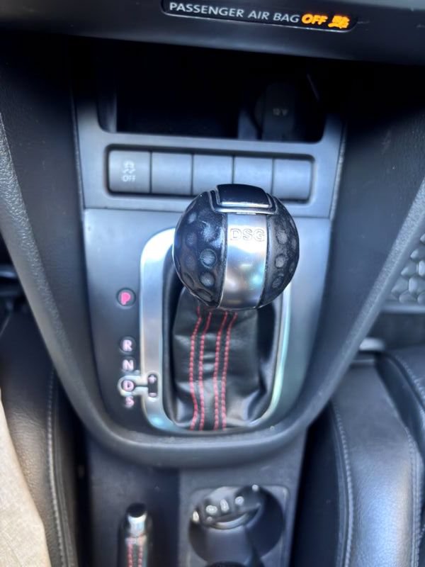 Used 2012 Volkswagen Golf 4-Door FWD image 22