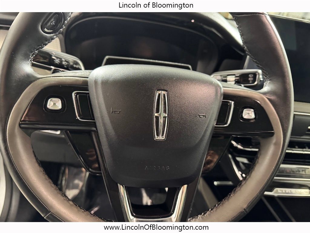 Used 2023 Lincoln Corsair AWD w/ Equipment Group 102A image 15