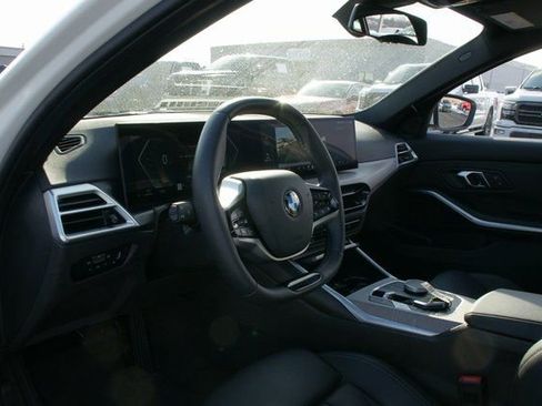Used 2025 BMW 330i xDrive Sedan image 14