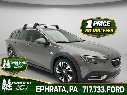 Used 2018 Buick Regal Essence w/ Driver Confidence Package #1