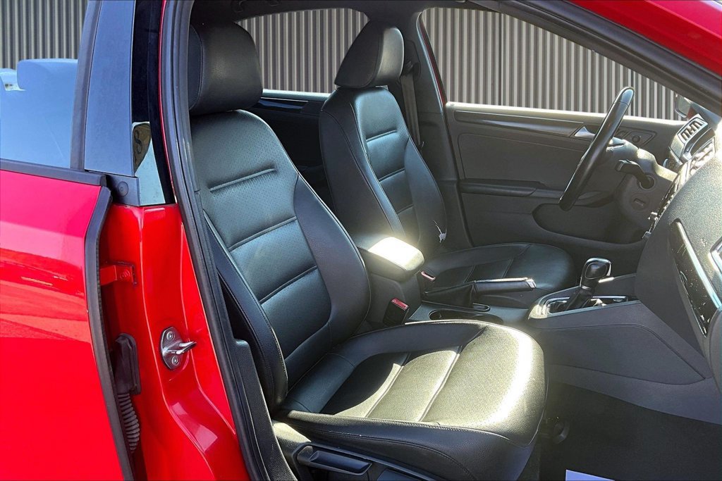 Used 2018 Volkswagen Jetta Sport FWD image 7
