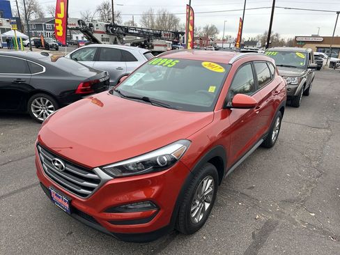 Used 2017 Hyundai Tucson SE image 37