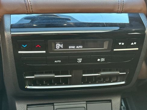 Used 2023 Acura MDX FWD w/ Technology Package image 13