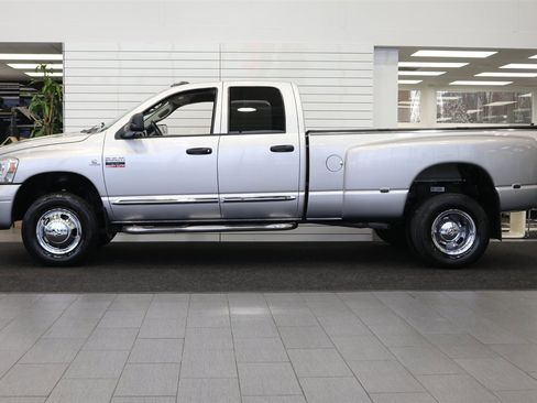Used 2008 Dodge Ram 3500 Truck Laramie w/ Trailer Tow Group image 4