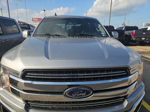 Used 2020 Ford F150 Lariat image 6
