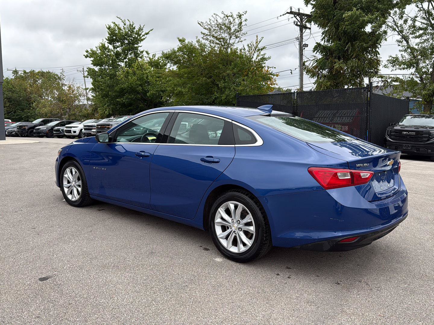 Used 2023 Chevrolet Malibu LT FWD image 5