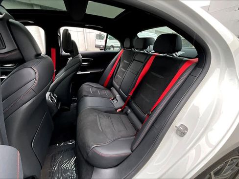 Used 2025 Mercedes-Benz C 43 AMG AMG C 43 image 21