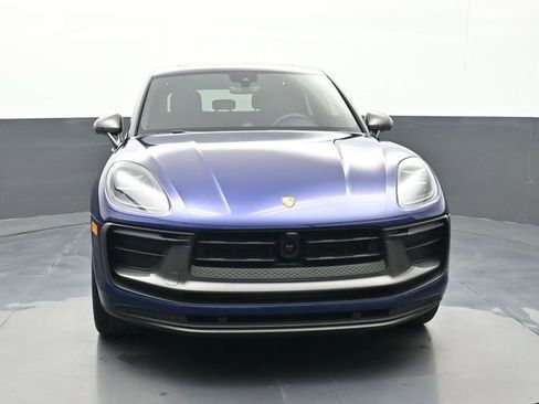 Certified 2025 Porsche Macan Turbo image 25