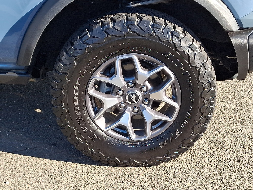 Certified 2025 Ford Bronco Badlands AWD/4WD image 8