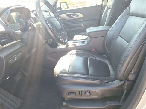 Certified 2019 Chevrolet Traverse LT w/ LT Premium Package image 15