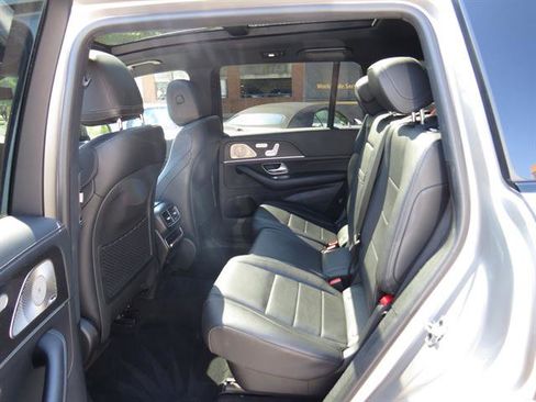 Certified 2022 Mercedes-Benz GLS 450 4MATIC image 21