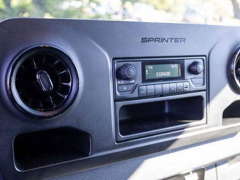 Used 2020 Mercedes-Benz Sprinter 144 Cargo image 29