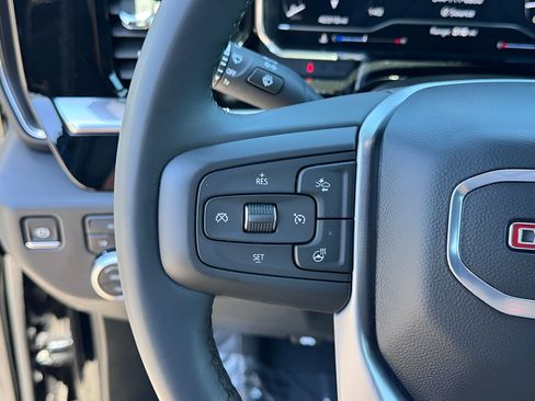 Used 2024 GMC Sierra 1500 SLT AWD/4WD image 26