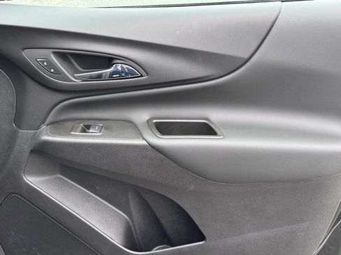 Used 2024 Chevrolet Equinox LT image 15