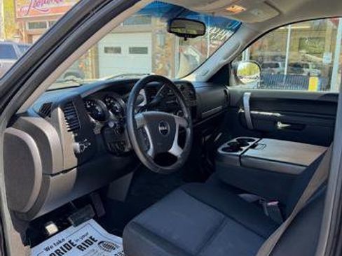 Used 2010 GMC Sierra 1500 SLE w/ Power Pack Plus image 6