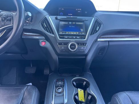 Used 2017 Acura MDX FWD image 19
