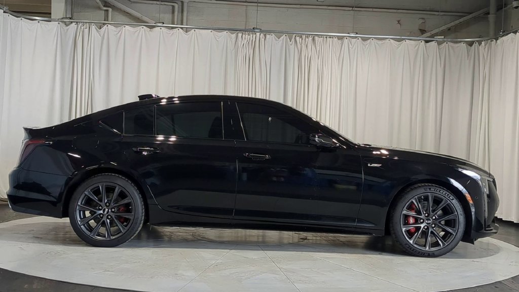 Used 2025 Cadillac CT5 V w/ Technology Package AWD/4WD image 9
