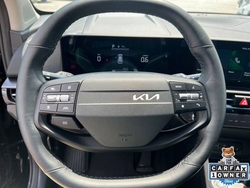 Used 2026 Kia Sportage EX w/ EX Panorama Roof Package FWD image 28