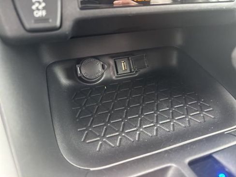 Certified 2022 Toyota RAV4 XLE image 30