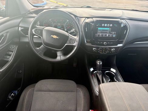Used 2018 Chevrolet Traverse LT AWD/4WD image 13