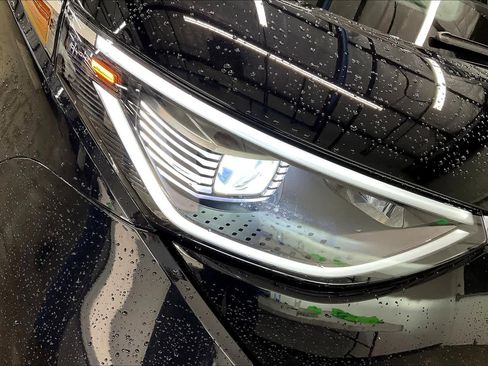 New 2025 Volkswagen ID. Buzz Pro S image 30