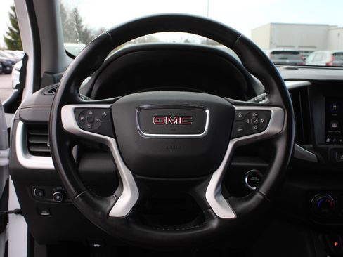 Used 2021 GMC Terrain SLE w/ Driver Convenience Package AWD/4WD image 10