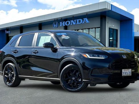 Certified 2023 Honda HR-V Sport image 1