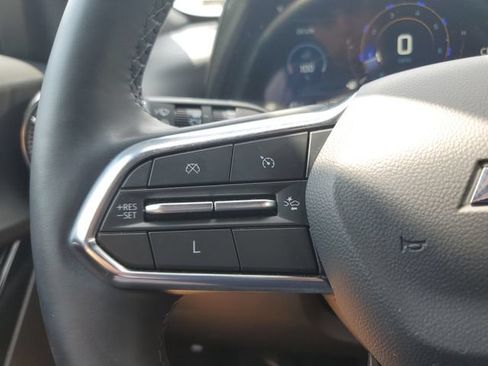 Used 2025 Chevrolet Equinox LT w/ Midnight Edition AWD/4WD image 22