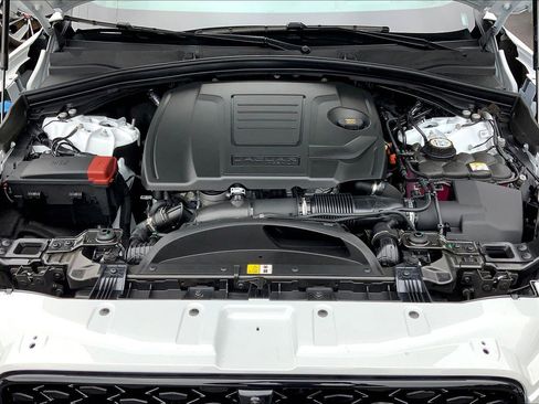 New 2026 Jaguar F-PACE R-Dynamic S image 8